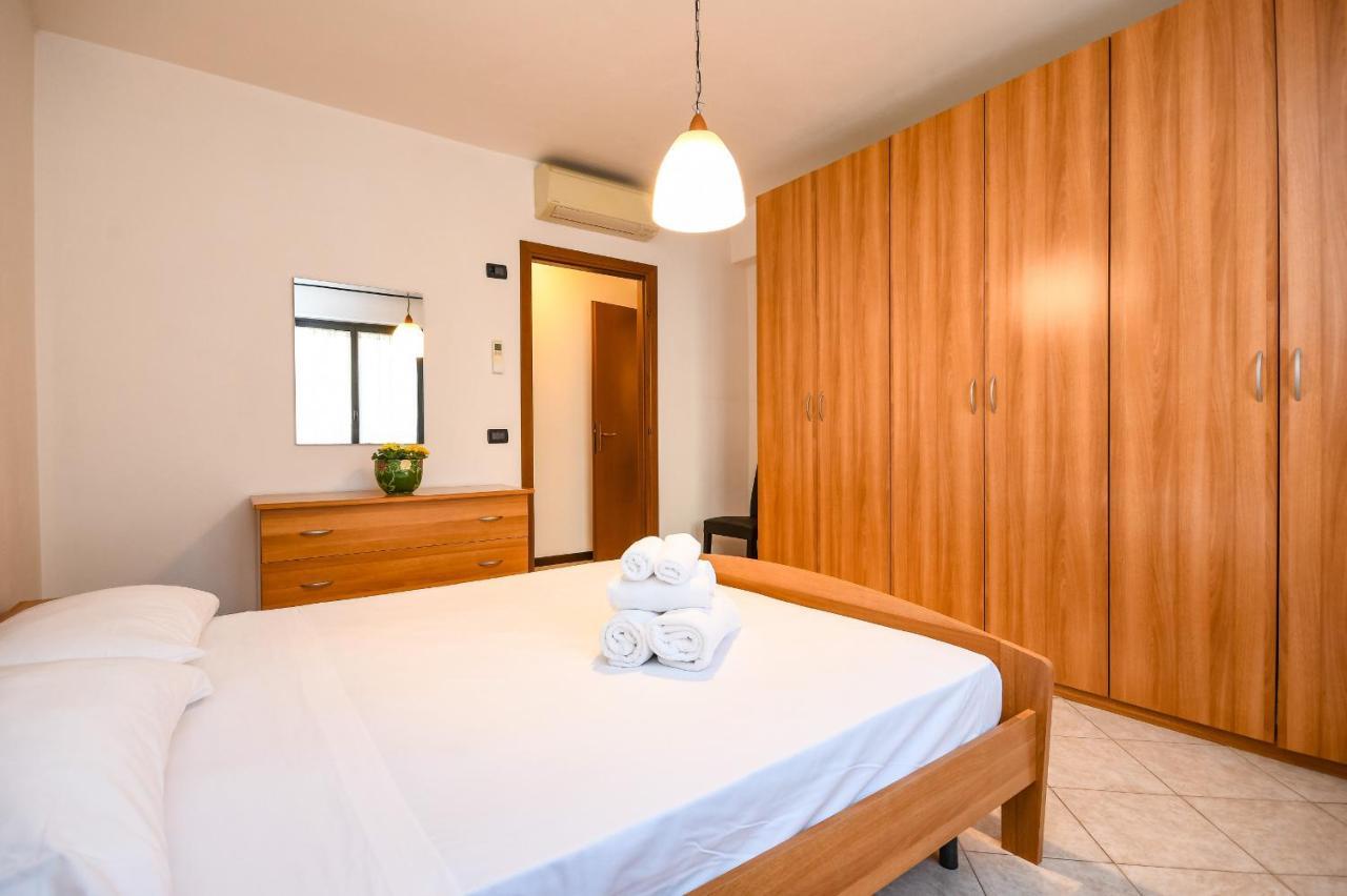Desenzanoloft Yellow Apartment Desenzano del Garda Exteriér fotografie