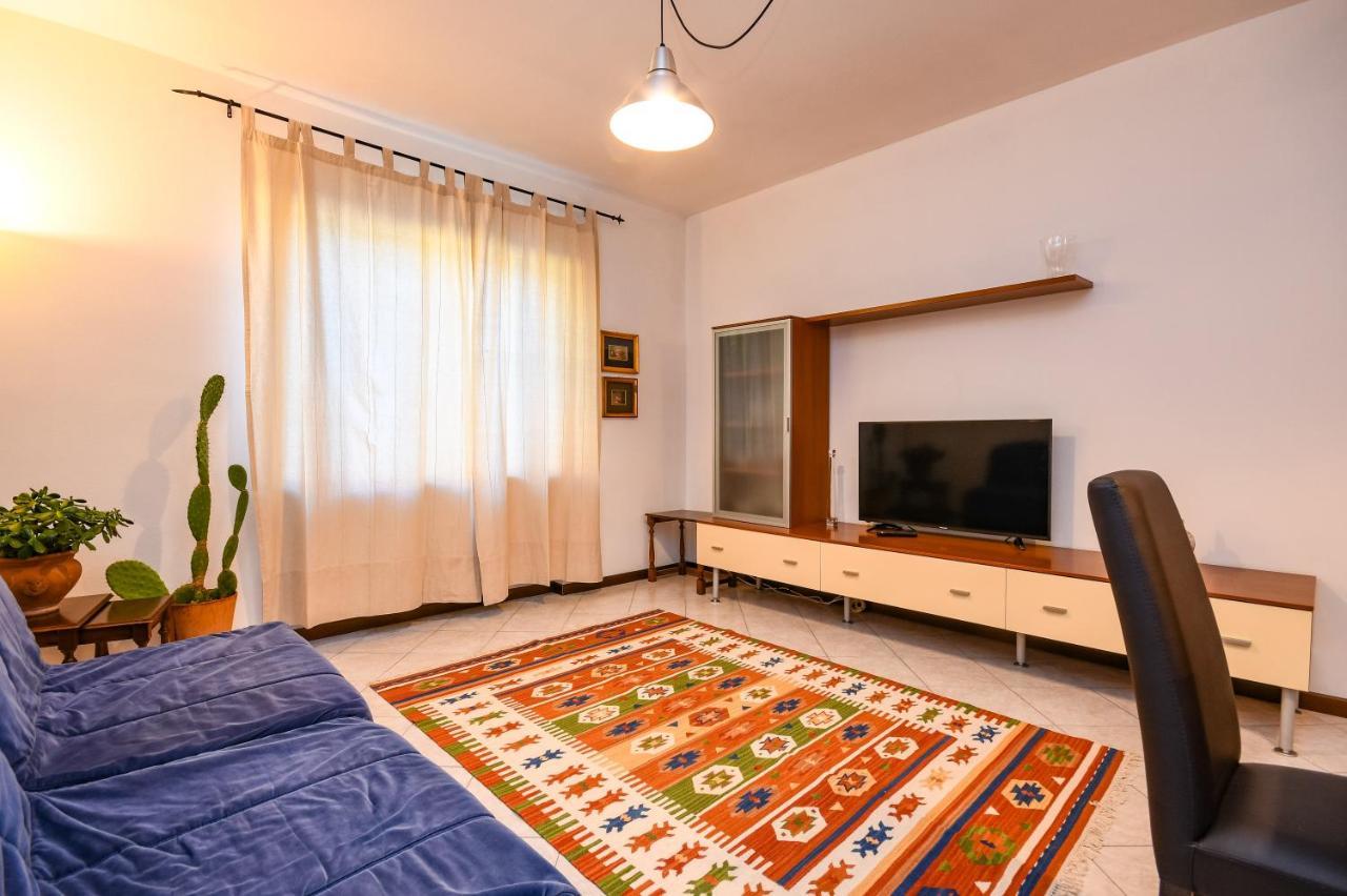 Desenzanoloft Yellow Apartment Desenzano del Garda Exteriér fotografie