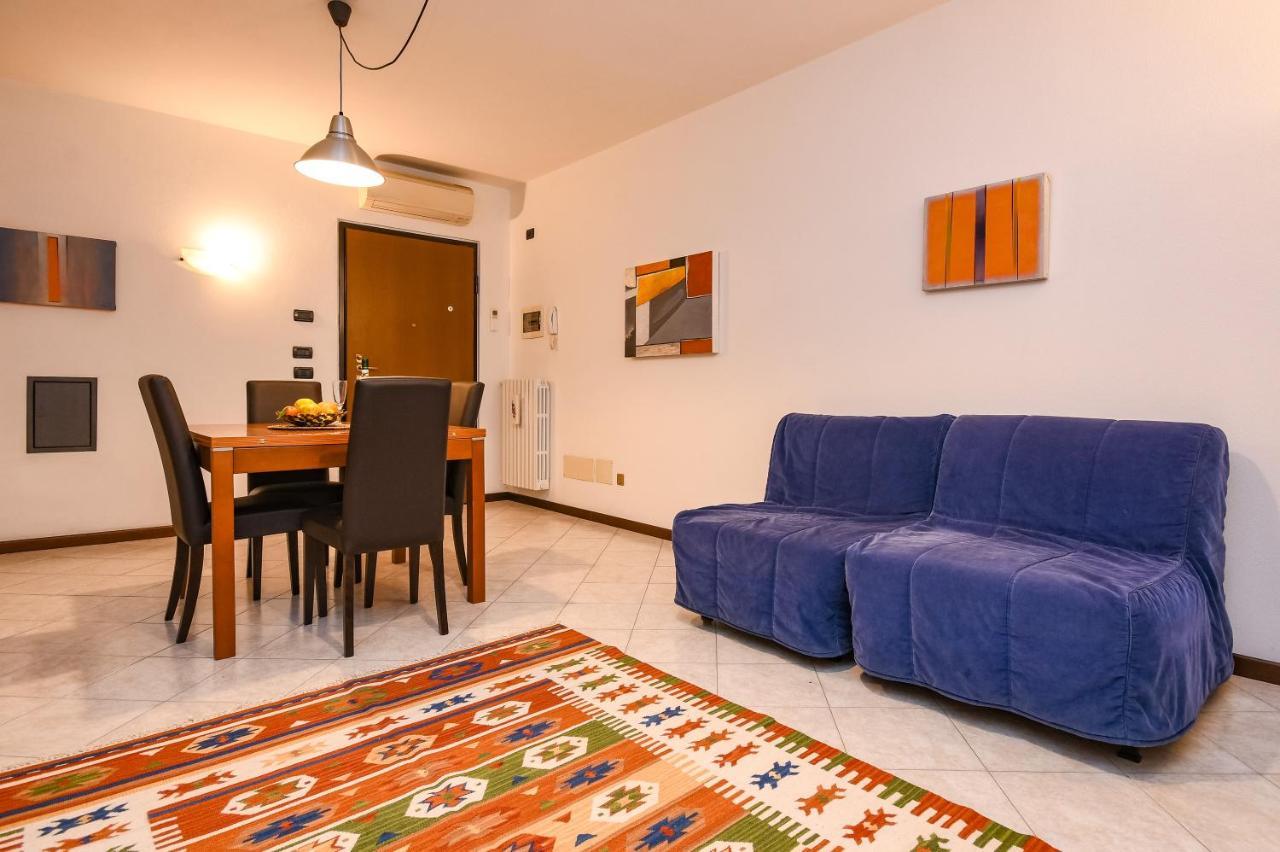 Desenzanoloft Yellow Apartment Desenzano del Garda Exteriér fotografie